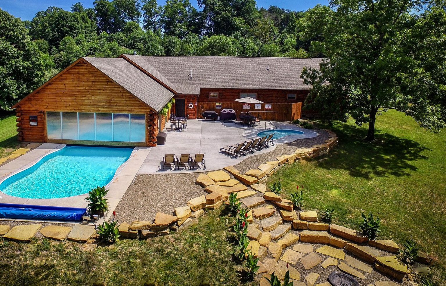 Hocking Hills Luxury Lodges & Cabins Ohio Luxury Lodging